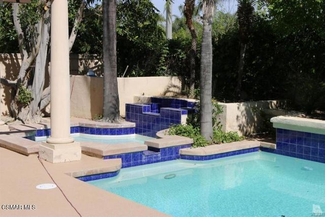 23172 Park Pinta, Calabasas, CA 91302