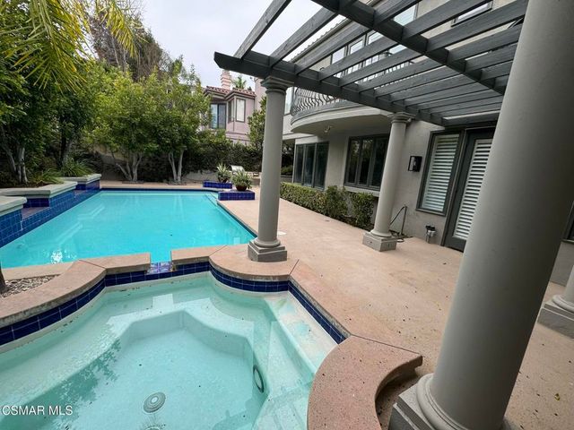 23172 Park Pinta, Calabasas, CA 91302