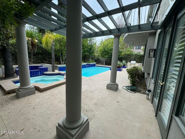 23172 Park Pinta, Calabasas, CA 91302