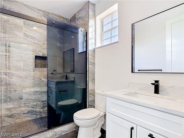 14855 Sterling Oaks DR, Naples, FL 34110