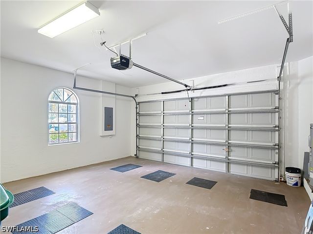 14855 Sterling Oaks DR, Naples, FL 34110