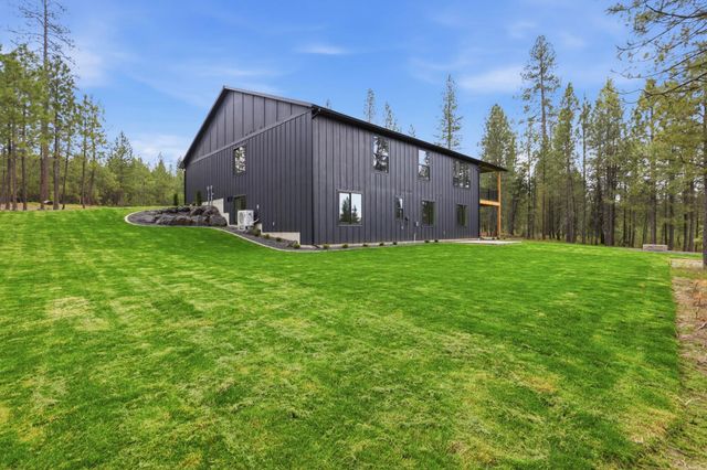 6703 E Elk Chattaroy Rd, Chattaroy, WA 99003