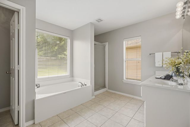 2894 Smokey Lake Lane, Dickinson, TX 77539