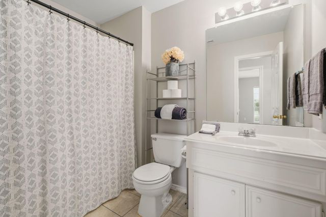 2894 Smokey Lake Lane, Dickinson, TX 77539