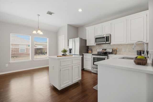 2894 Smokey Lake Lane, Dickinson, TX 77539