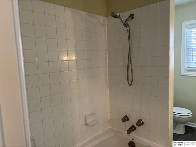 8304 Franklin Street, Omaha, NE 68114