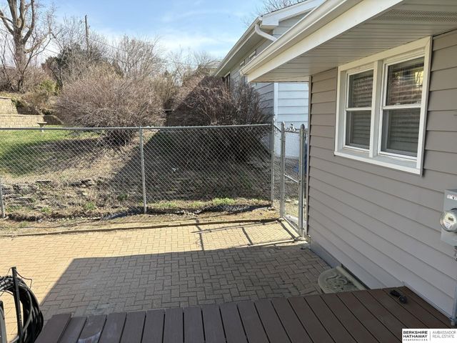 8304 Franklin Street, Omaha, NE 68114