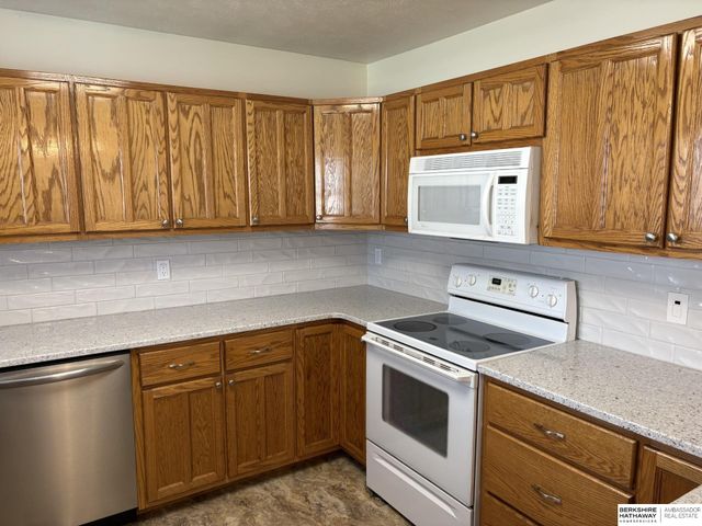 8304 Franklin Street, Omaha, NE 68114