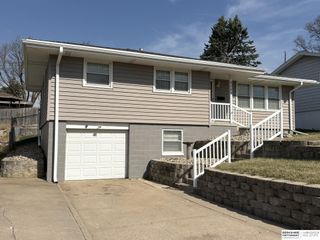 8304 Franklin Street, Omaha, NE 68114