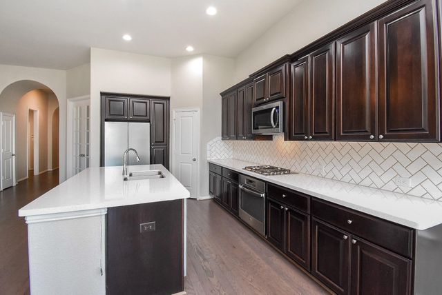 2107 Blossomcrown Drive, Katy, TX 77494