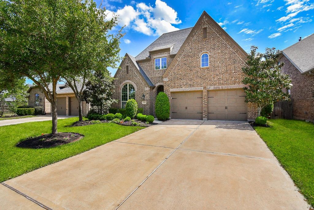 2107 Blossomcrown Drive, Katy, TX 77494