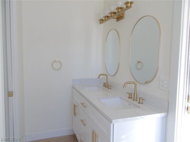 5040 Spencer Street D, Las Vegas, NV 89119