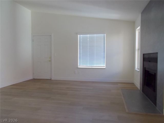 5040 Spencer Street D, Las Vegas, NV 89119