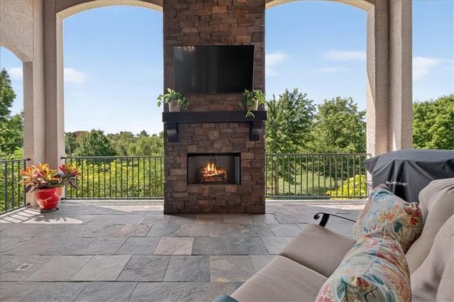 12605 W 160 Street, Overland Park, KS 66221