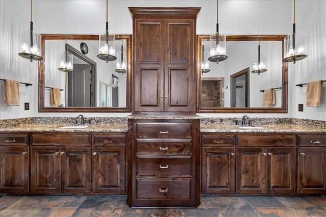 12605 W 160 Street, Overland Park, KS 66221