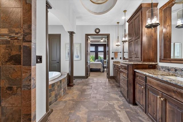 12605 W 160 Street, Overland Park, KS 66221