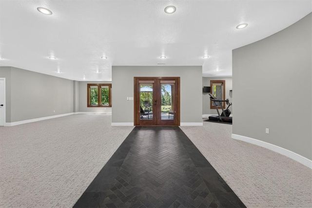 12605 W 160 Street, Overland Park, KS 66221