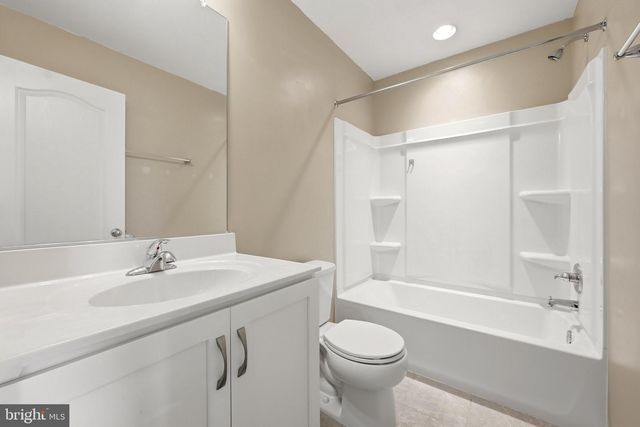 658 THUMPER DR, Ranson, WV 25438
