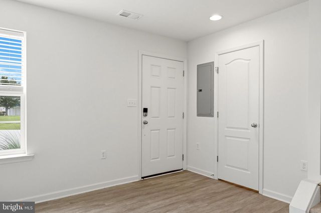 658 THUMPER DR, Ranson, WV 25438