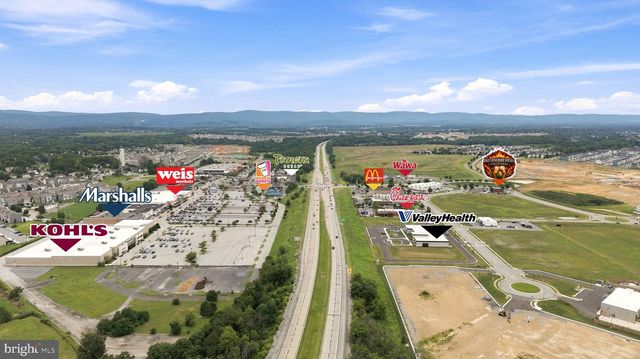 658 THUMPER DR, Ranson, WV 25438