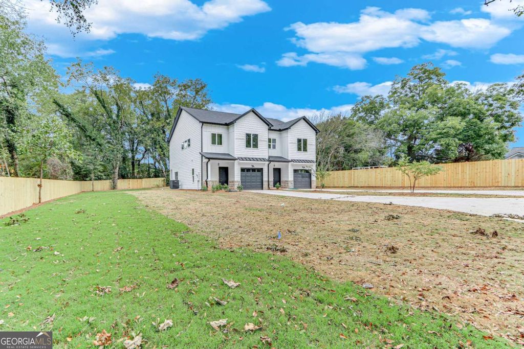 44 Bond Street A AND B, Royston, GA 30662 — photo 3