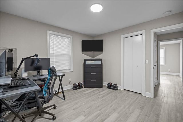 920 Widgeon RD, Norfolk, VA 23513