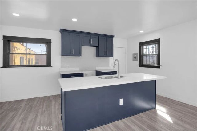 1242 E 7th St, Long Beach, CA 90813