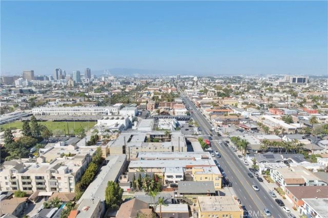 1242 E 7th St, Long Beach, CA 90813