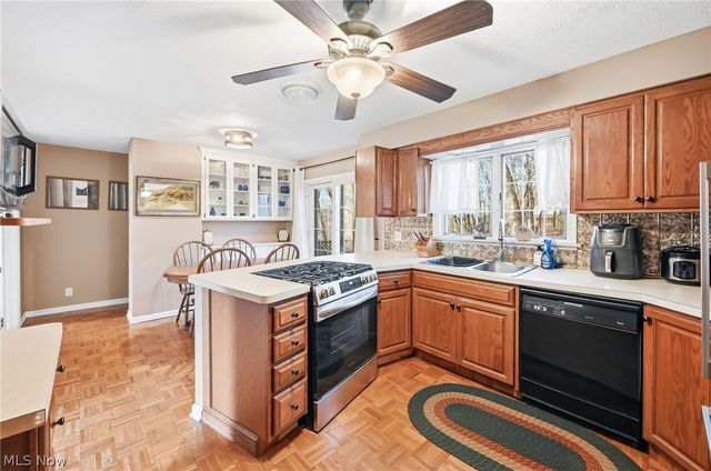 306 Park Avenue, Lowellville, OH 44436