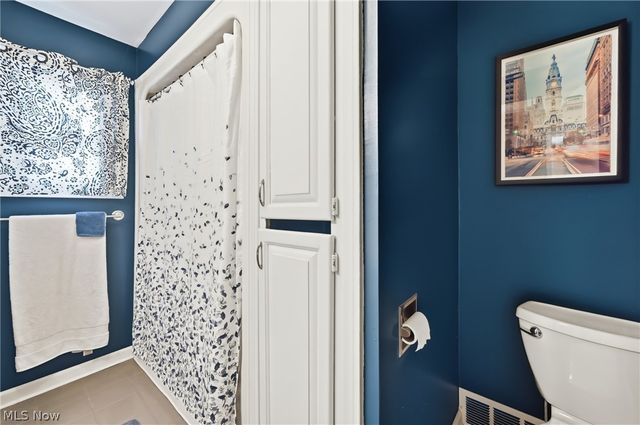 306 Park Avenue, Lowellville, OH 44436