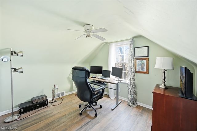 306 Park Avenue, Lowellville, OH 44436