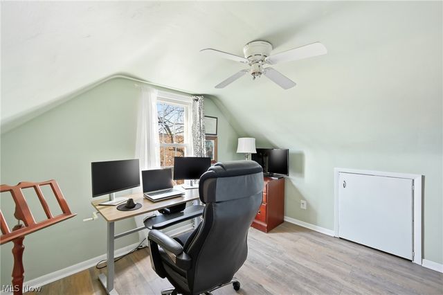 306 Park Avenue, Lowellville, OH 44436