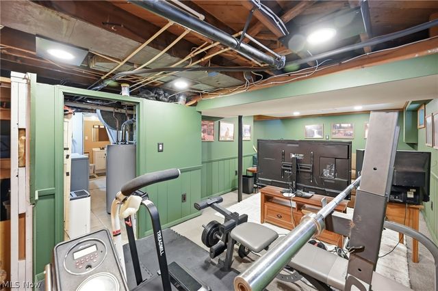 306 Park Avenue, Lowellville, OH 44436