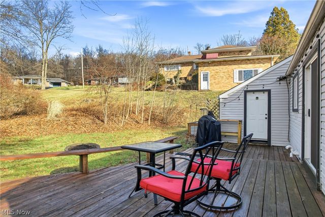 306 Park Avenue, Lowellville, OH 44436