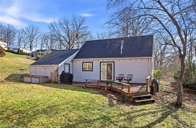 306 Park Avenue, Lowellville, OH 44436