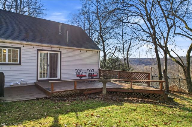 306 Park Avenue, Lowellville, OH 44436