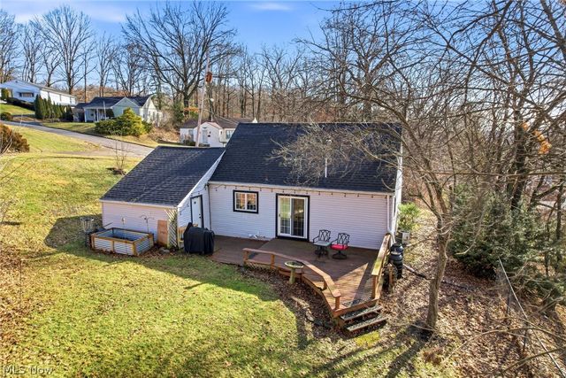 306 Park Avenue, Lowellville, OH 44436