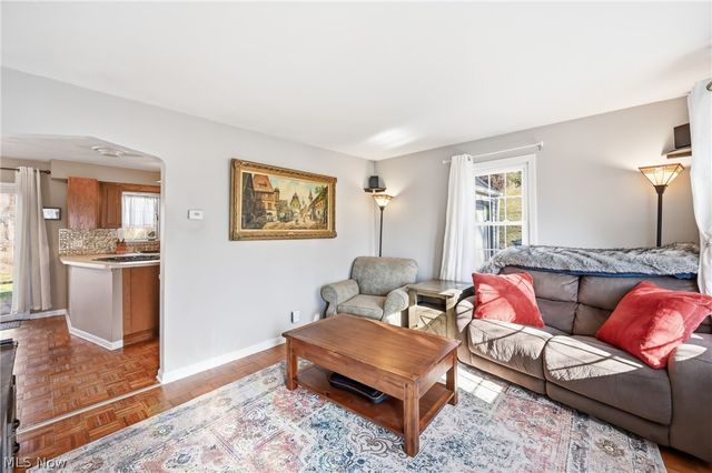 306 Park Avenue, Lowellville, OH 44436