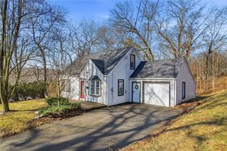 306 Park Avenue, Lowellville, OH 44436