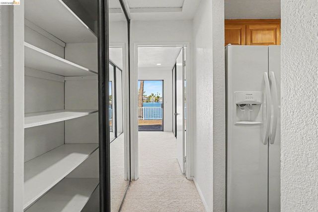 1250 Willow Lake Rd, Discovery Bay, CA 94505