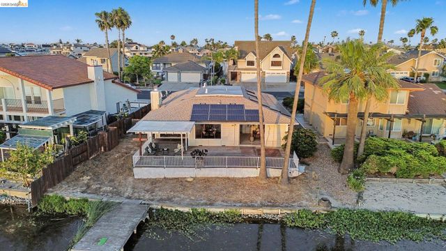 1250 Willow Lake Rd, Discovery Bay, CA 94505