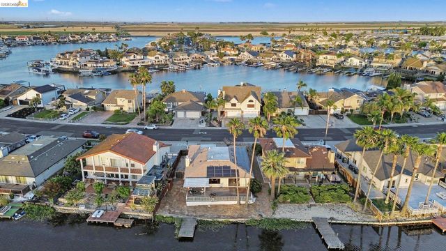 1250 Willow Lake Rd, Discovery Bay, CA 94505
