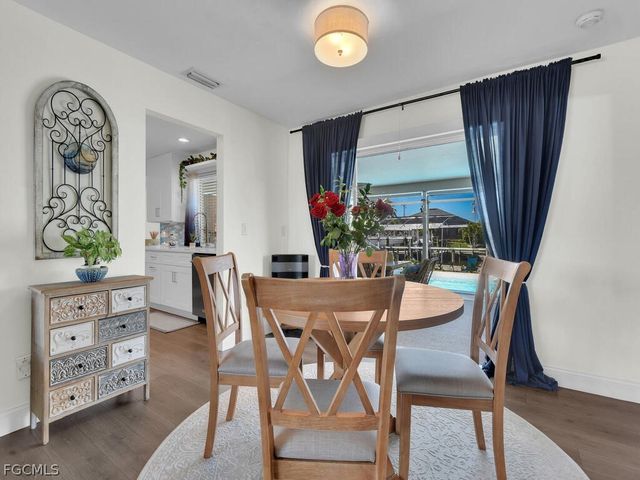 4622 SW 10th AVE, Cape Coral, FL 33914