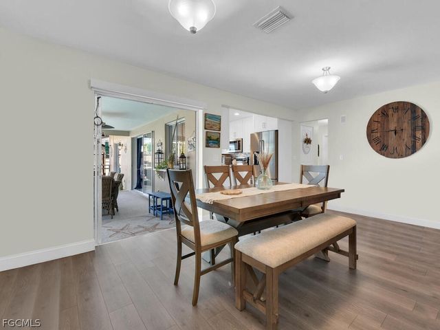 4622 SW 10th AVE, Cape Coral, FL 33914