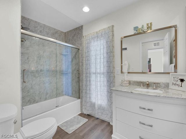 4622 SW 10th AVE, Cape Coral, FL 33914