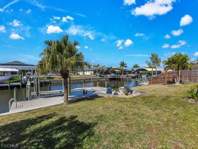4622 SW 10th AVE, Cape Coral, FL 33914