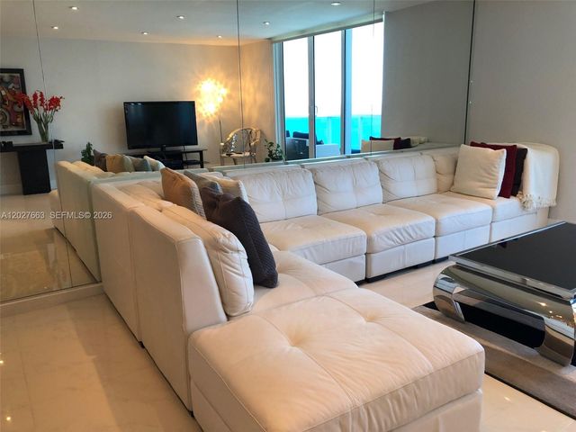 2301 Collins Ave 1210, Miami Beach, FL 33139