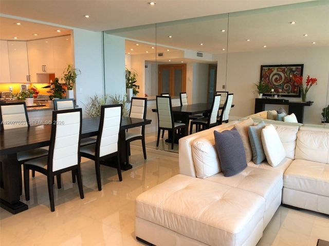 2301 Collins Ave 1210, Miami Beach, FL 33139