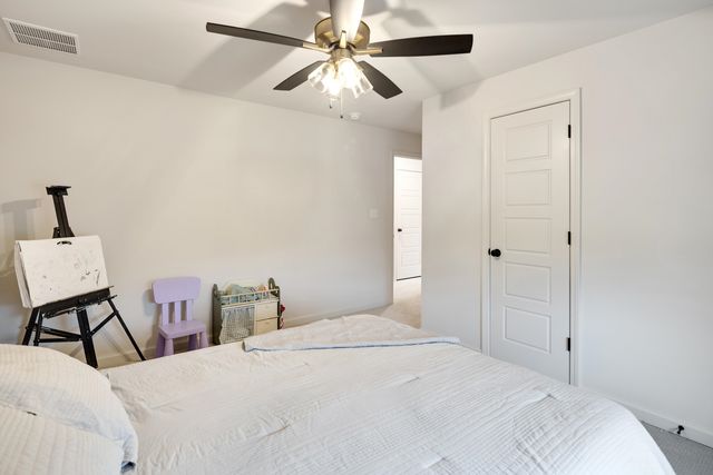 10252 GRAY HERON DR, Lakeland, TN 38002