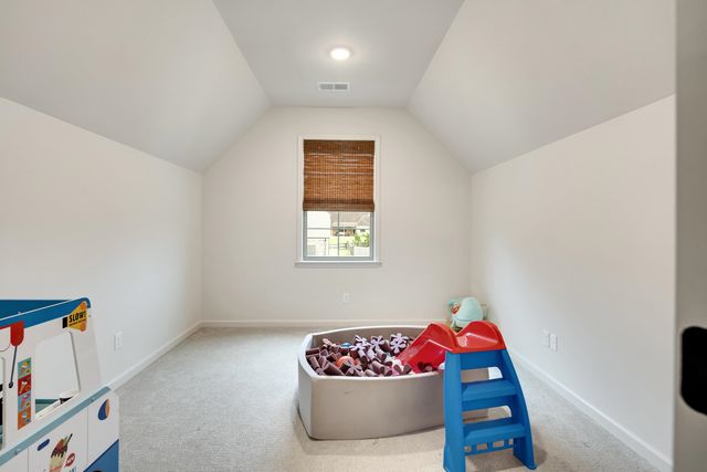 10252 GRAY HERON DR, Lakeland, TN 38002